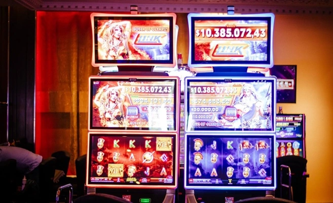 Casinos y bingos autorizados han transferido más de $348.000 millones al sistema de salud en 2024